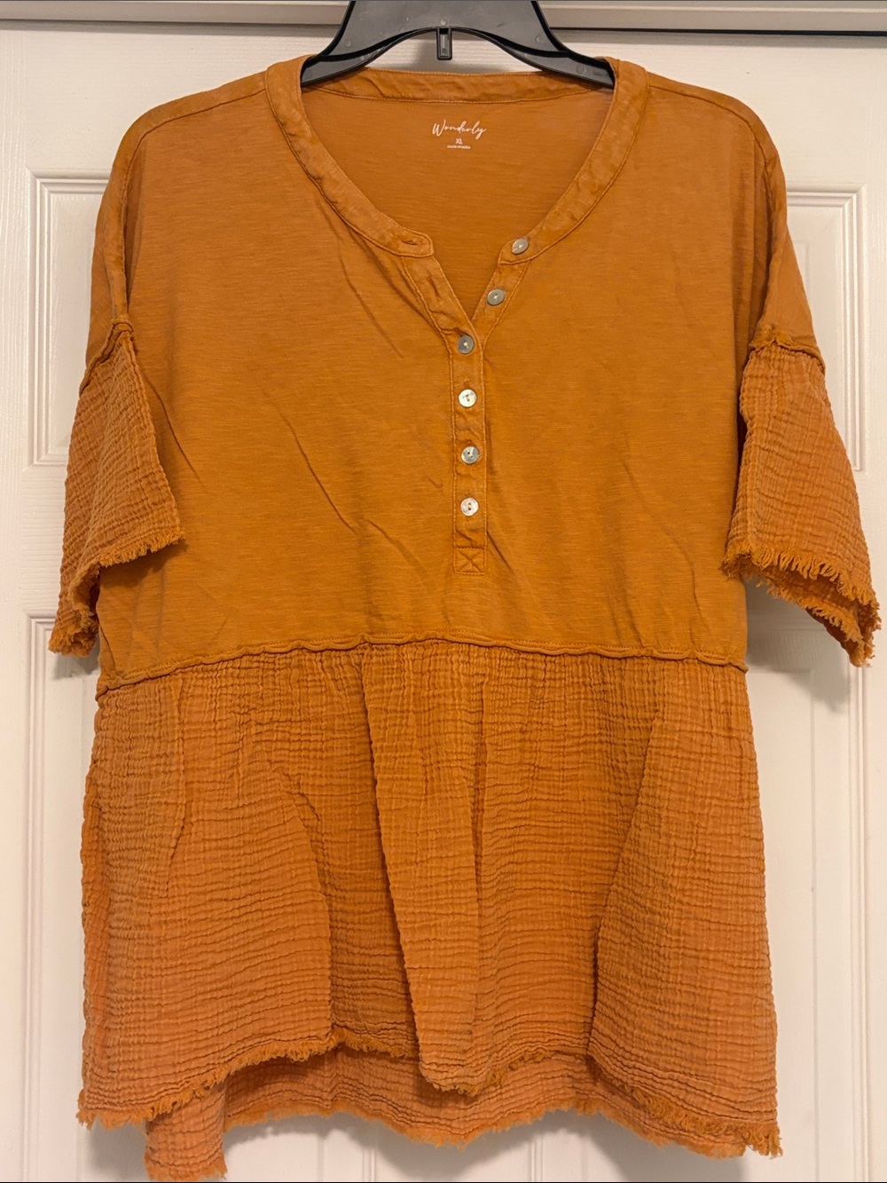 2/$10 Wonderly Henley Top